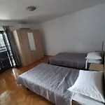 Apartment Lucija *