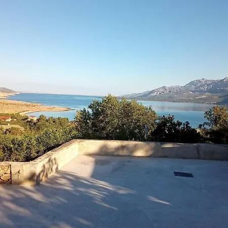 Lucija Apartament Rovanjska