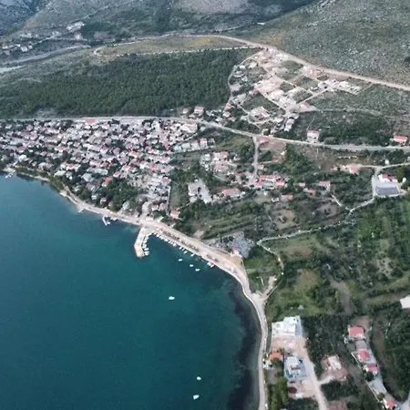 Appartement Lucija *