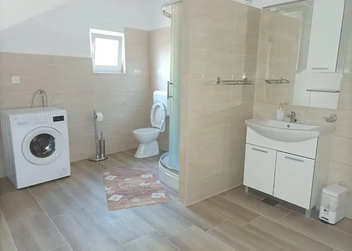 Lucija Апартаменты